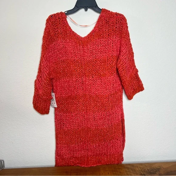 New Free People Women’s Sweater Georgia V-neck Tunic 2 Sleeve Size Small Red$148 - Picture 13 of 14